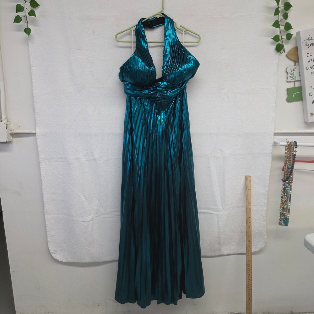 *NWT* Fashion Class and Fashion Teal Metallic Pleated Halter Maxi Gown Size 6